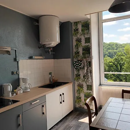 Apartment Chaleureux De 82m2 Proche De Vulcania *