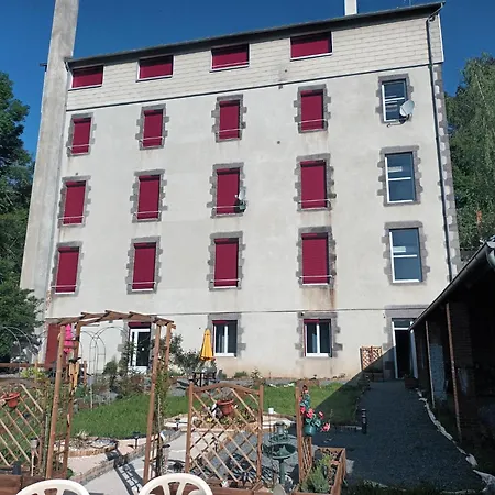 Chaleureux De 82m2 Proche De Vulcania Pontaumur