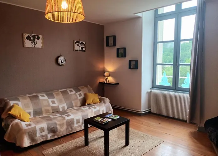 Chaleureux De 82m2 Proche De Vulcania 公寓 Pontaumur